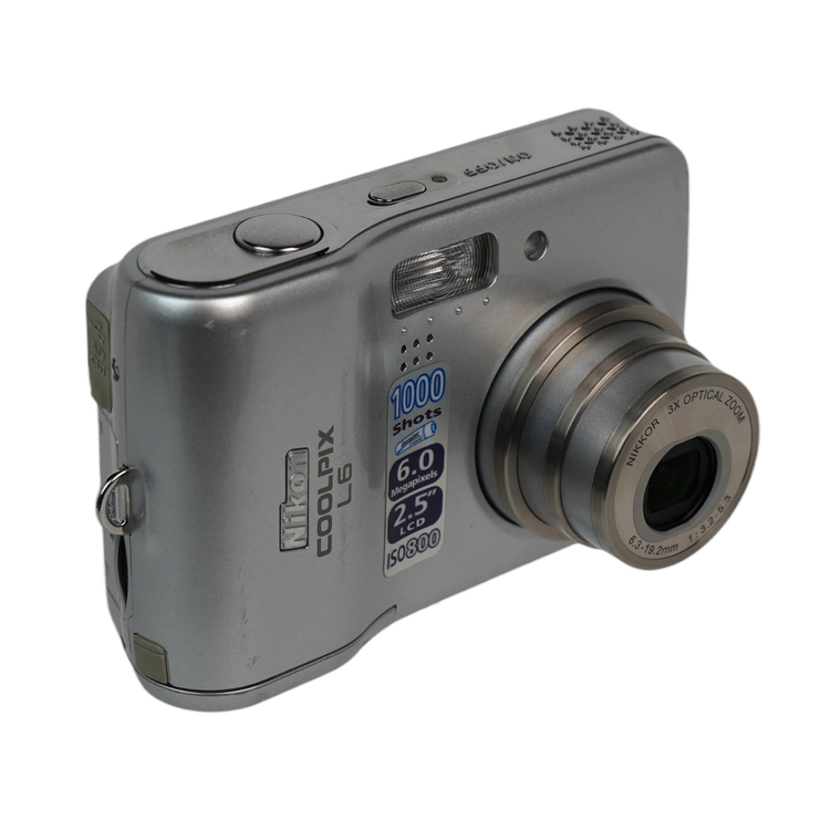 Aparat cyfrowy Nikon Coolpix L6