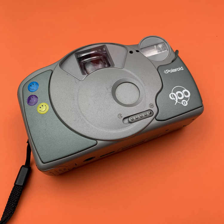 Polaroid 900FF
