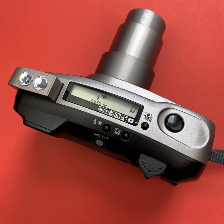 Minolta Riva zoom 115ex