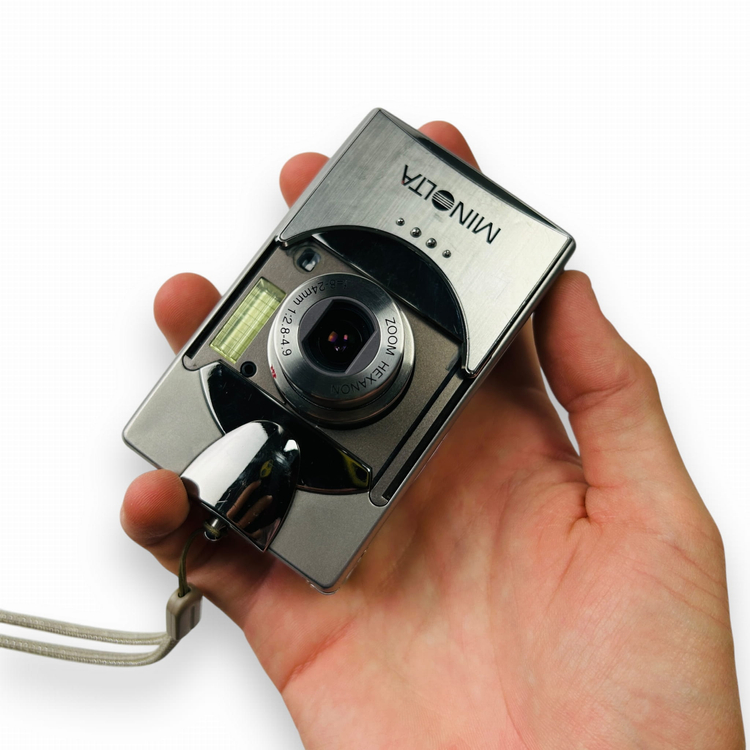 Aparat cyfrowy Konica Minolta Dimage G500