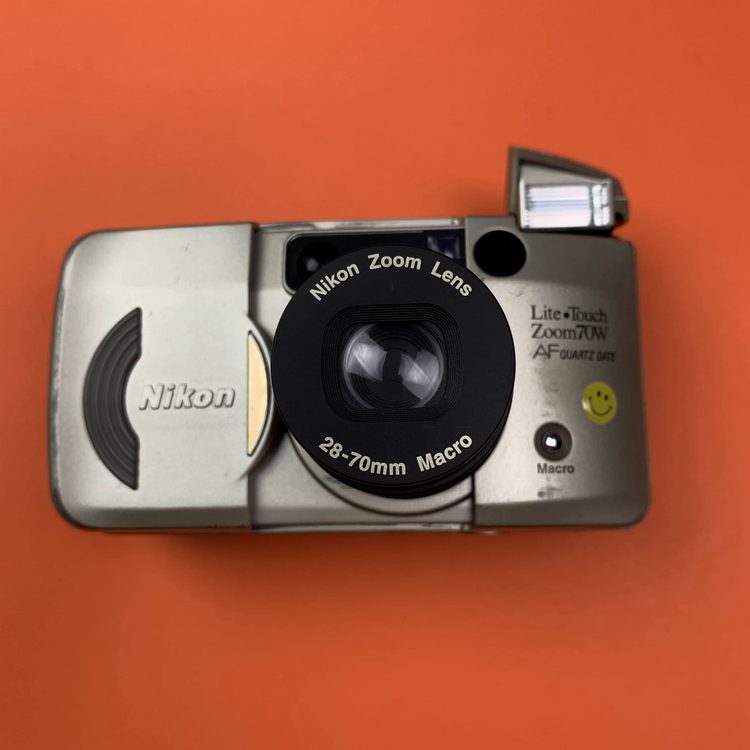 Nikon Lite Touch Zoom70w