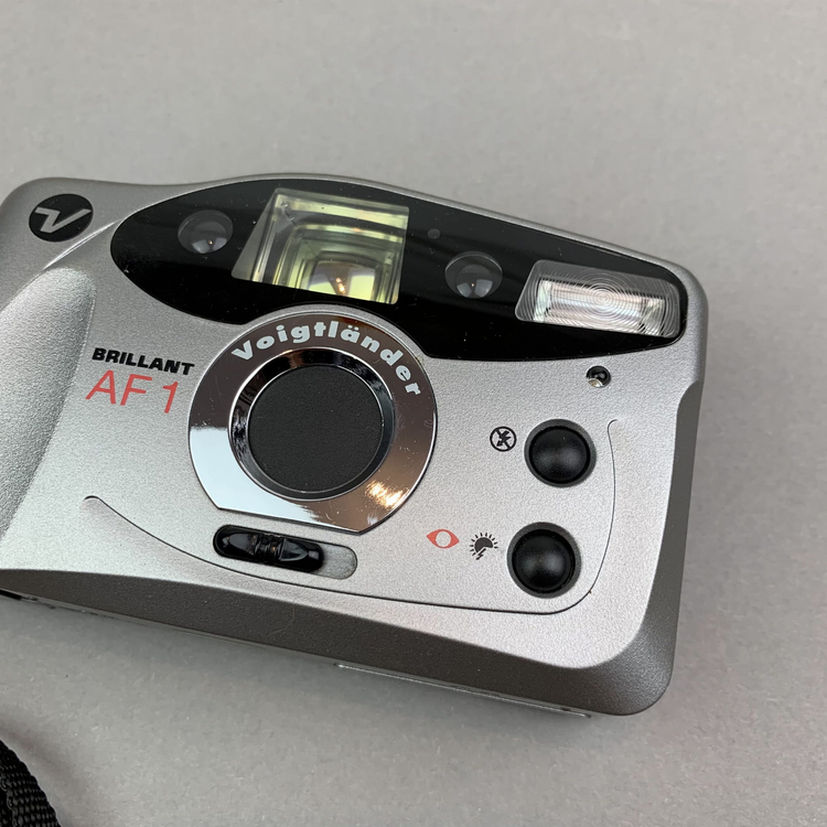 Voigtander Brillant AF1