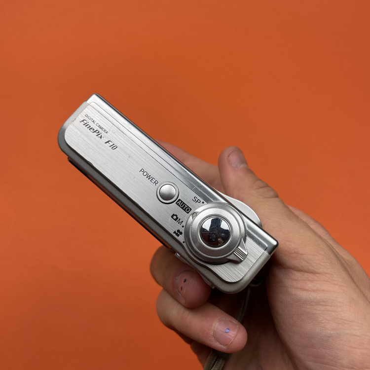 Aparat cyfrowy Fujifilm Finepix F10