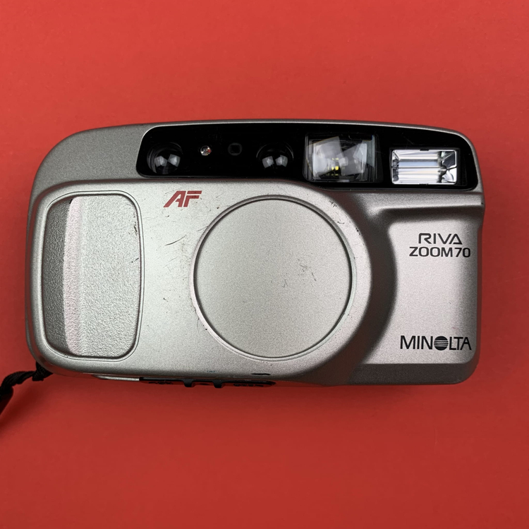 Minolta Riva Zoom 70