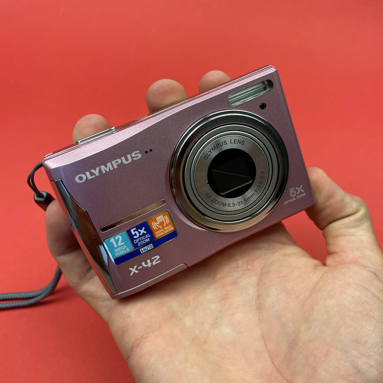 Aparat cyfrowy Olympus X-42
