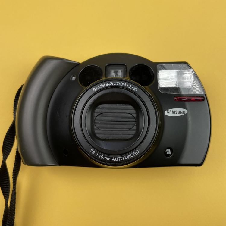 Aparat analogowy Samsung ECX 1