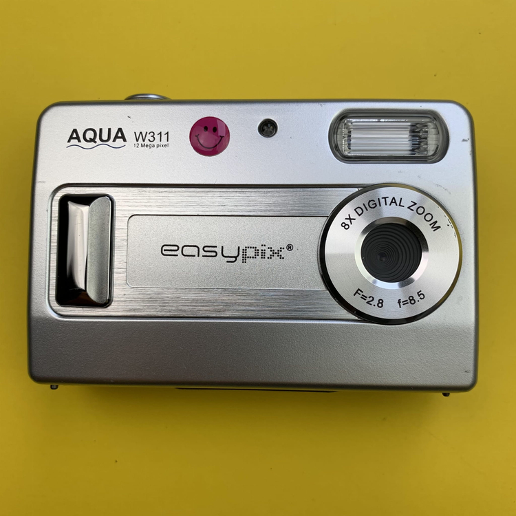 Aparat cyfrowy EasyPix Aqua W311 + case podwodny