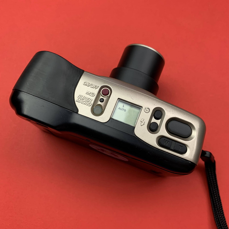 Aparat analogowy Exacta Macro 70 af