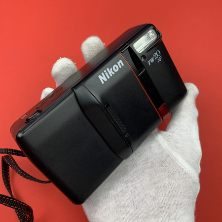 Nikon TW20 F