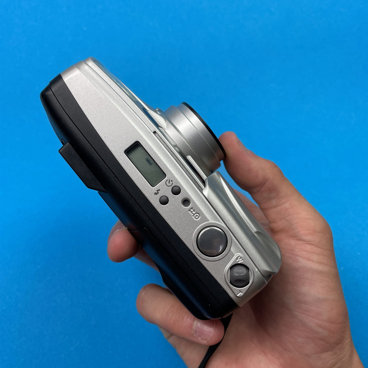 Aparat analogowy Olympus Superzoom 100G