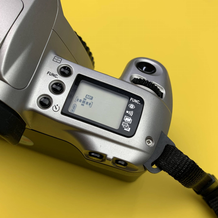 Aparat analogowy Canon EOS 300 SET