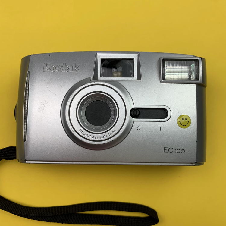 Aparat analogowy Kodak EC100
