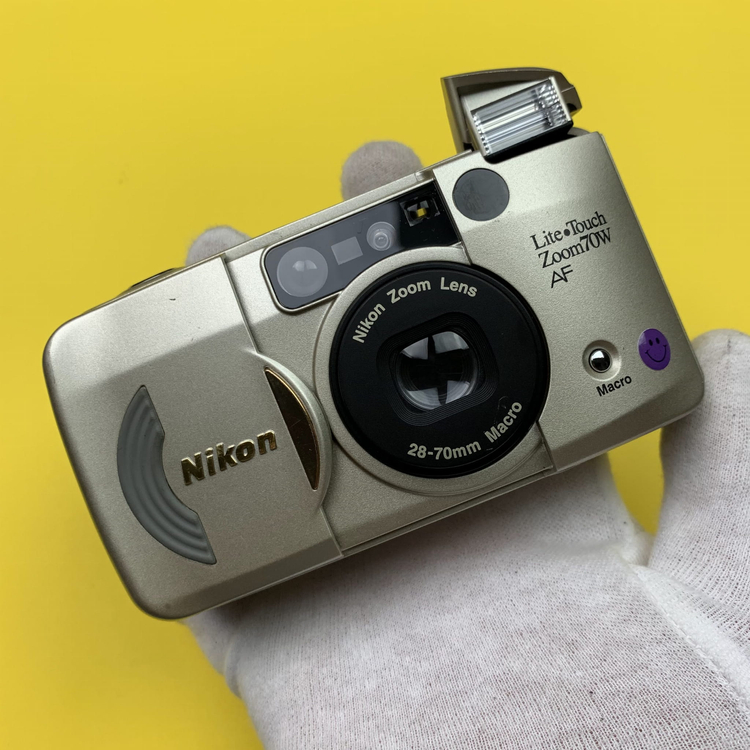 Aparat analogowy Nikon Lite Touch Zoom 70ws AF