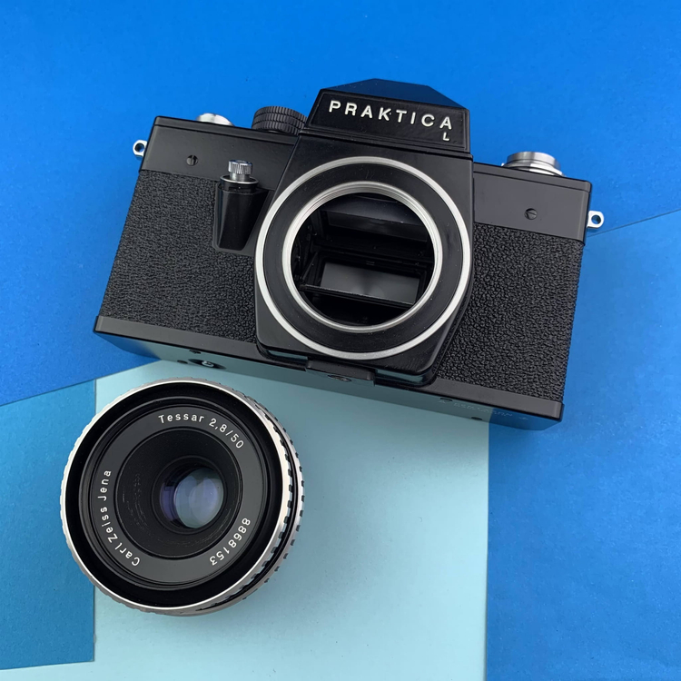 Praktica L