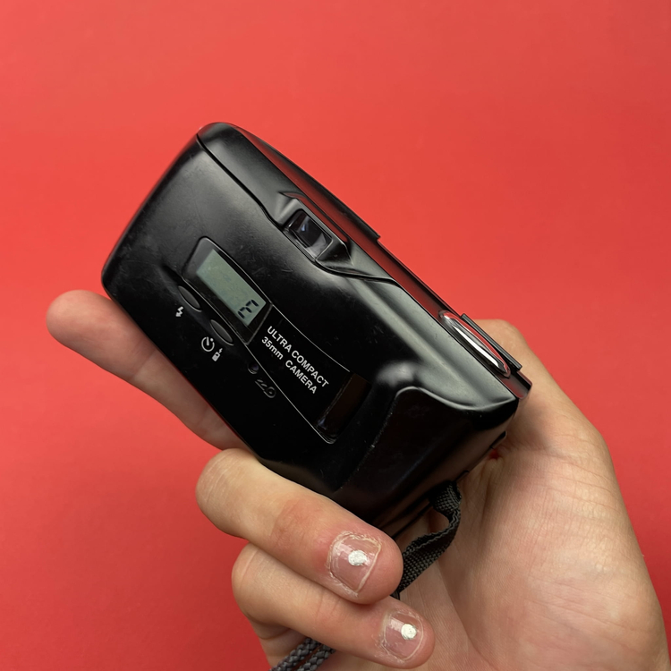 Legendarny aparat analogowy Olympus MJU II