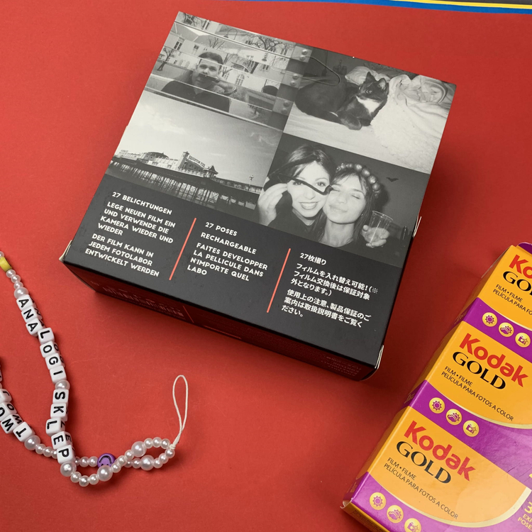 Zestaw prezentowy z aparatem Lomo Simple Use Reusable Camera Black and White